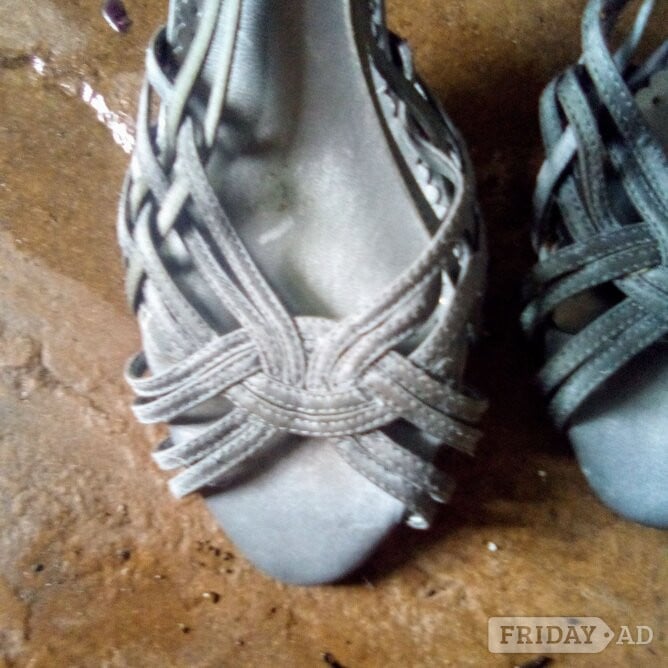 St. Albans Now £1 Sandals, grey, 4 1/2  37 brand new Autograph