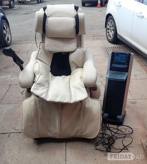 Inada White Upholstered Multi Star Massage Chair