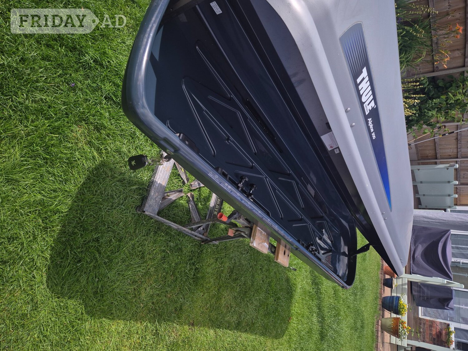 For sale a Thule car top box
