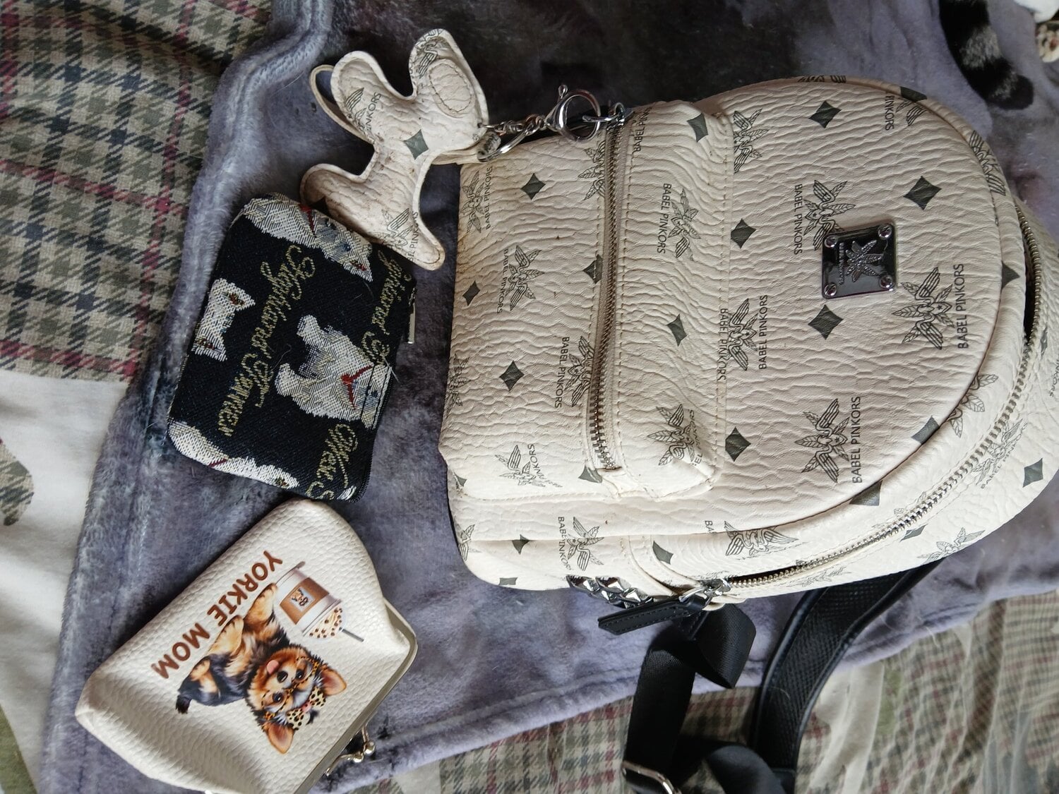 Tunbridge Wells Bags purses rucksack clothes bundle Tunbridge Wells 