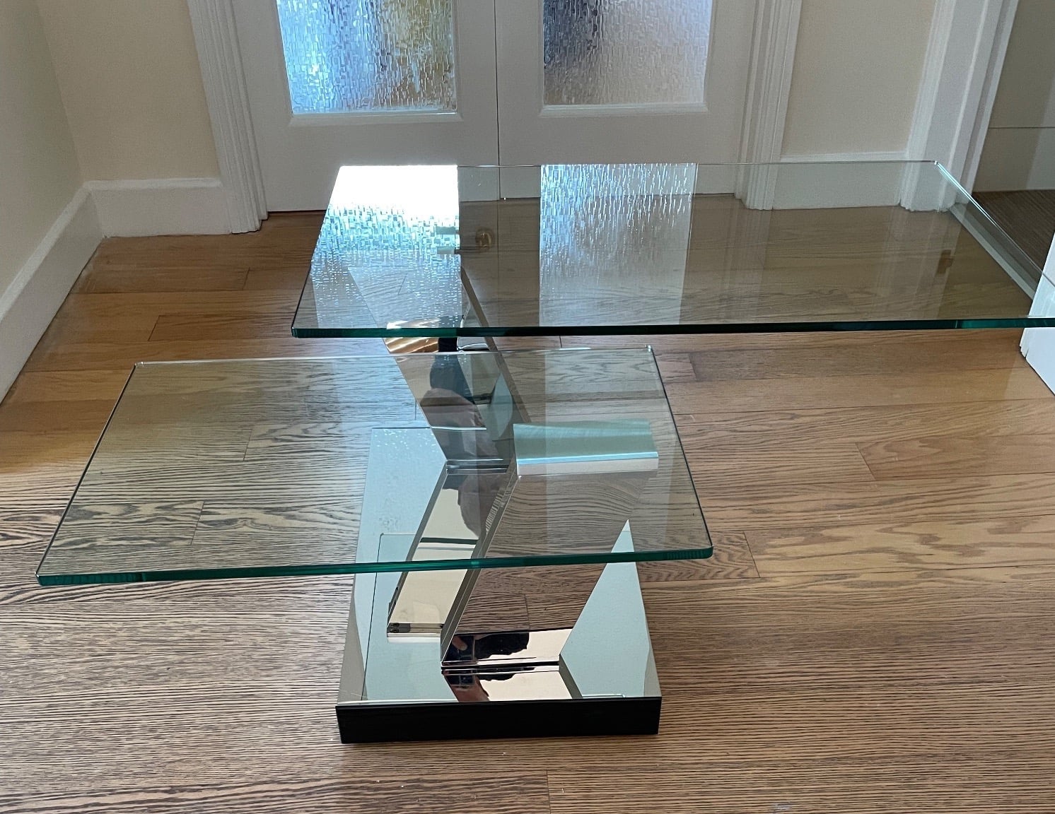 Horsham Swivel glass coffee table with 2 levels.
