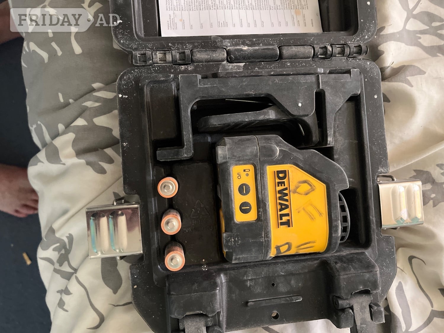 dewalt line laser