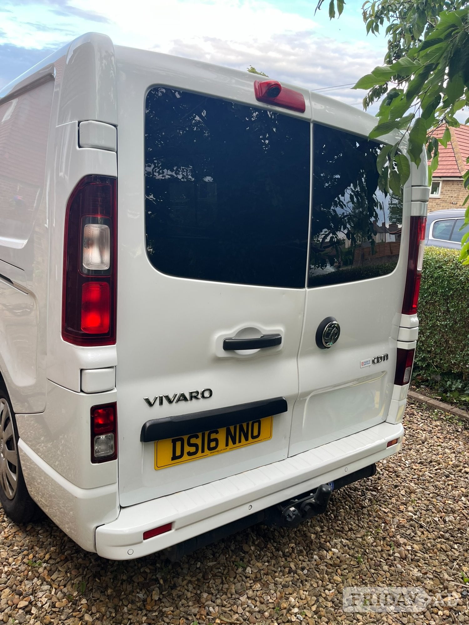[ berth ]Vauxhall Vivaro