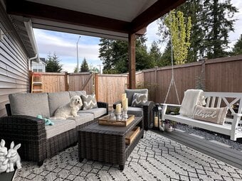 3+1-Piece Outdoor Rattan Patio Furniture Set with Cushions!!