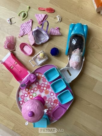 Zhu Zhu pets (hamster)