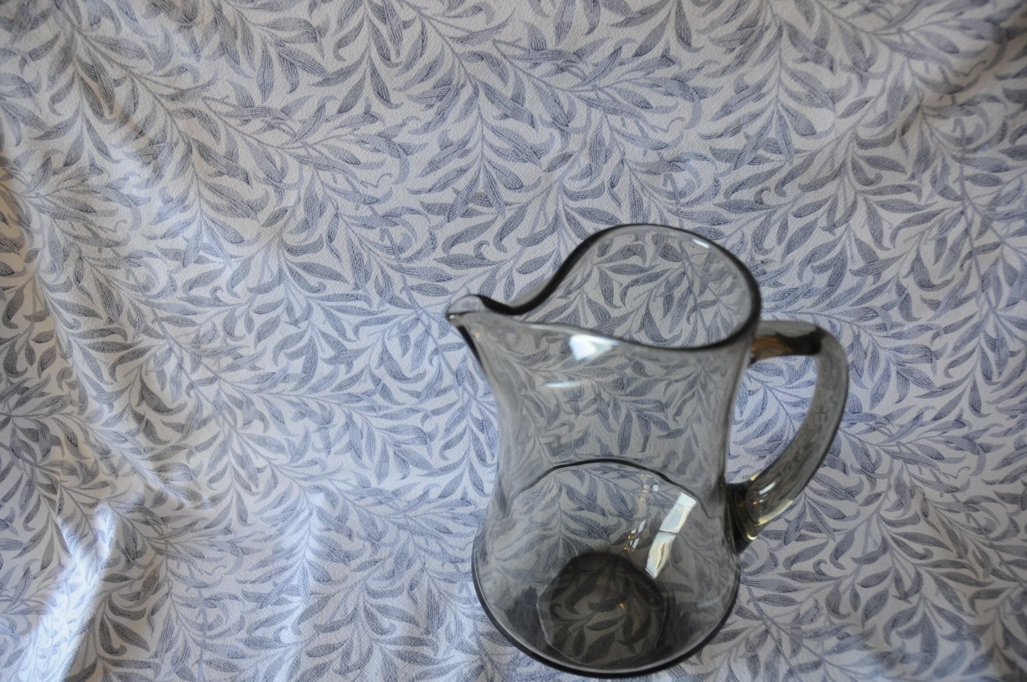 MADE IN THE USSR BOHEMIAN SMOKEY GLASS JUG & TUMBLER SET. 1970’S - Cookware & Dining in Hartley Wintney