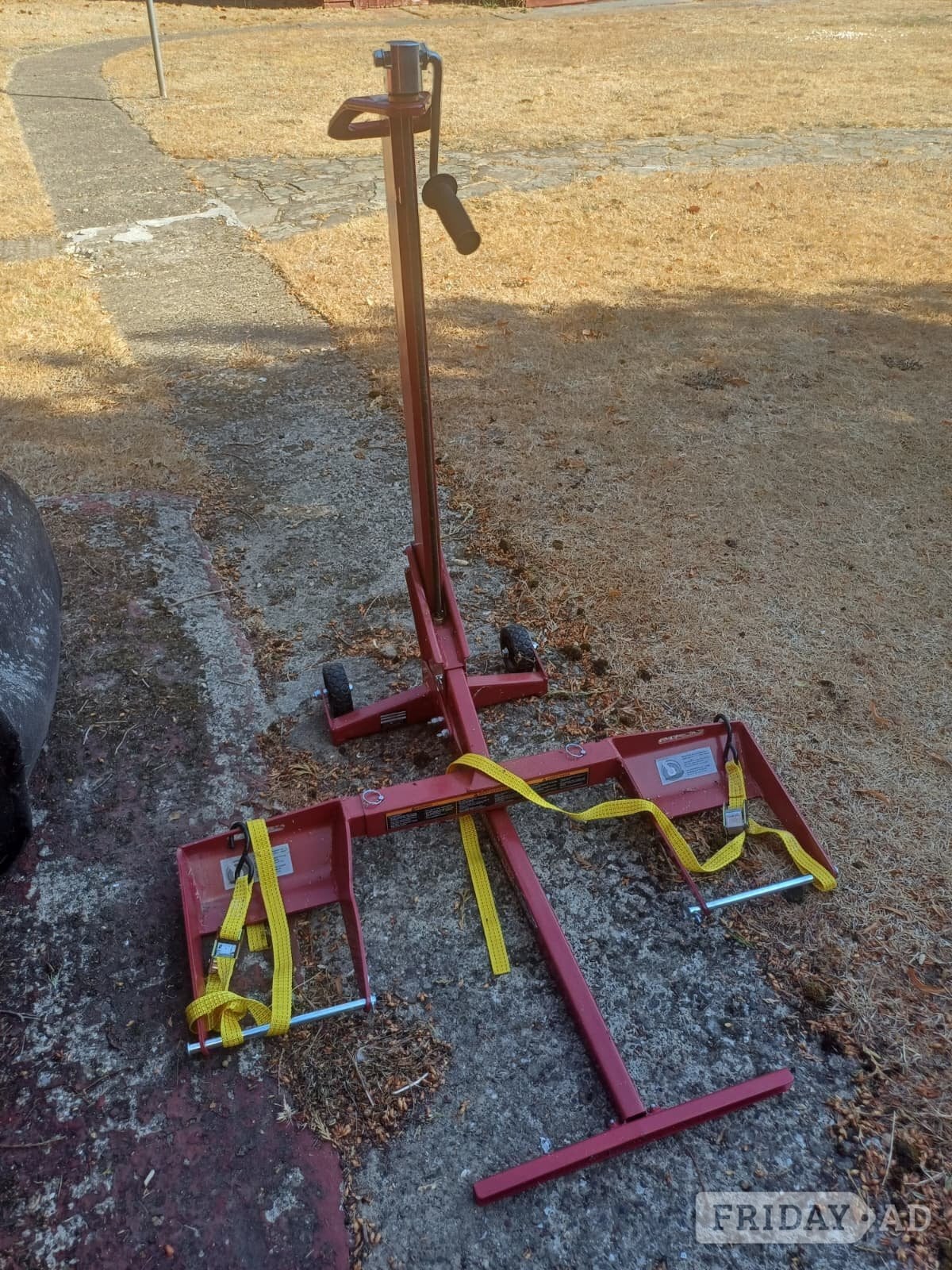 Ride on mower lift in Bexley
