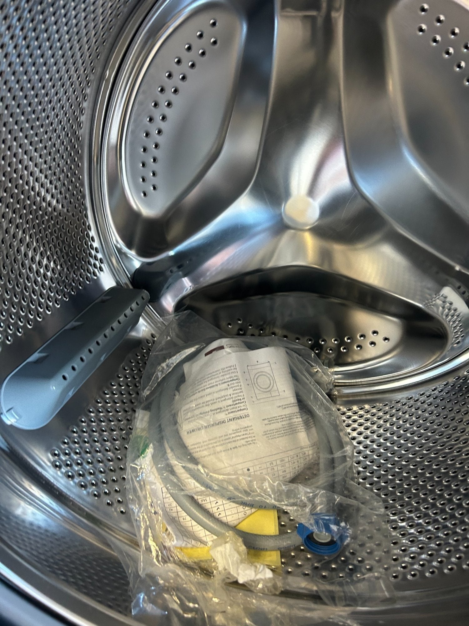 St. Leonards-On-Sea HOTPOINT 9KG WASHING MACHINE