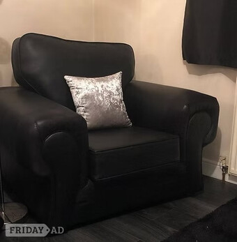 TANGO ARMCHAIR IN BLACK PU