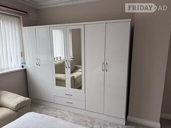 Nevada 6 door 2 drawer mirrored wardrobe 