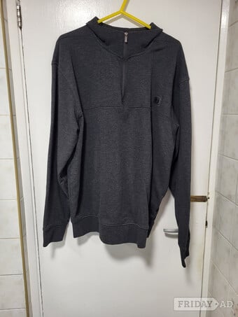 mens winter "firetrap" long sleeve top XXL see discription