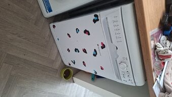 Slimline white dishwasher