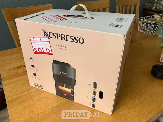  Nespresso Vertuo Pop Coffee Machine - Black. Nearly new - Home Appliances in Lancing