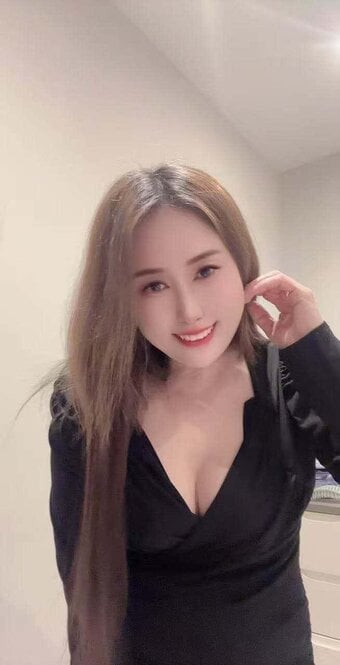 Asian girl escort 