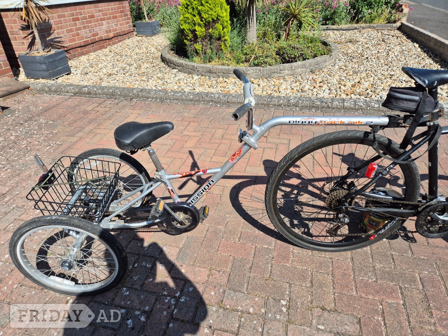 Southampton Mission Piggyback special needs trailer bike
