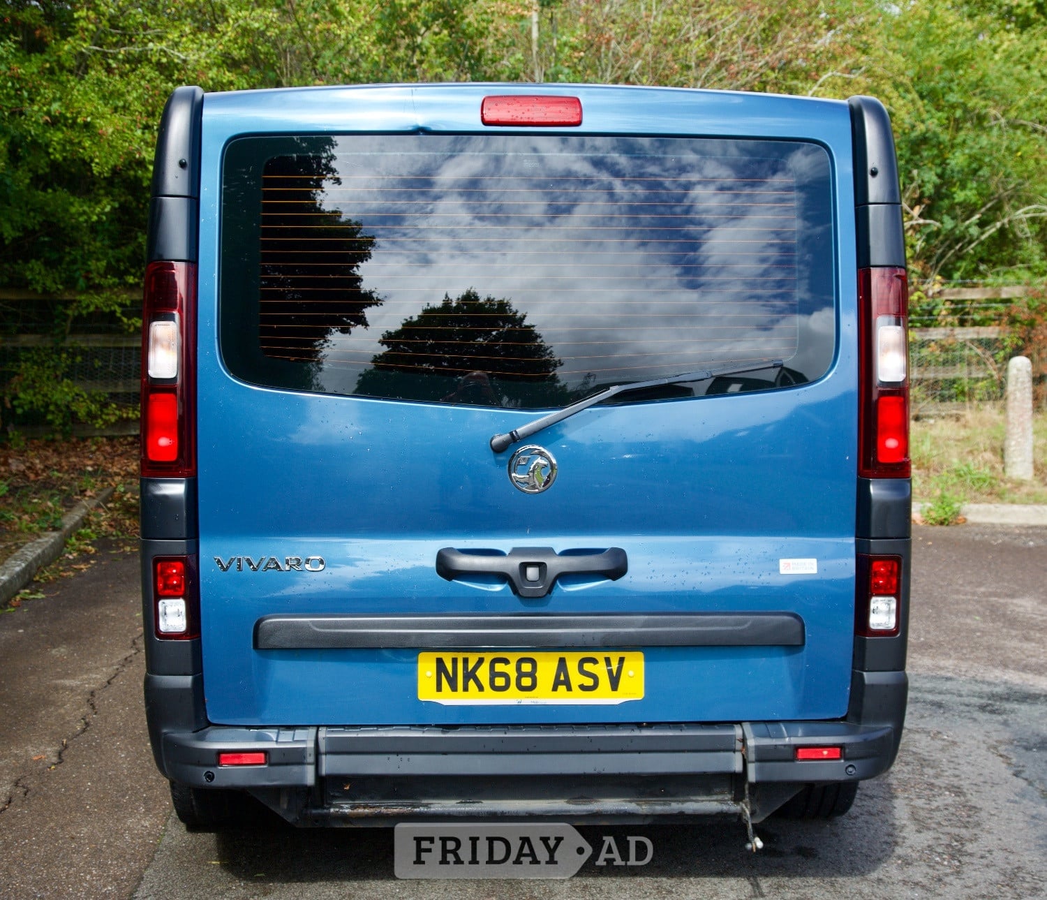 Vauxhall Vivaro MPV WAV - Vans & Commercial Vehicles in Polegate