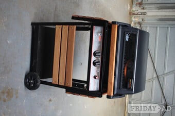 Gas barbecue unit