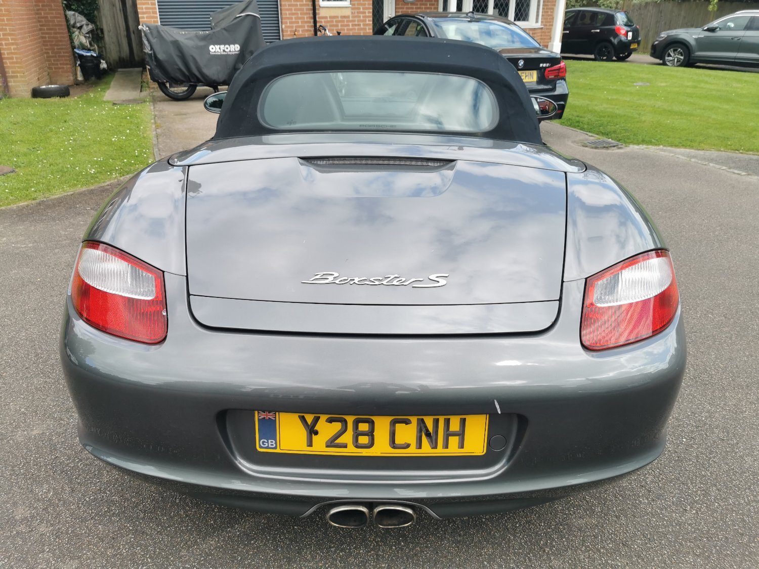 Porsche Boxster 987 S (3.4L, 2 door, convertible) - Cars in Horley