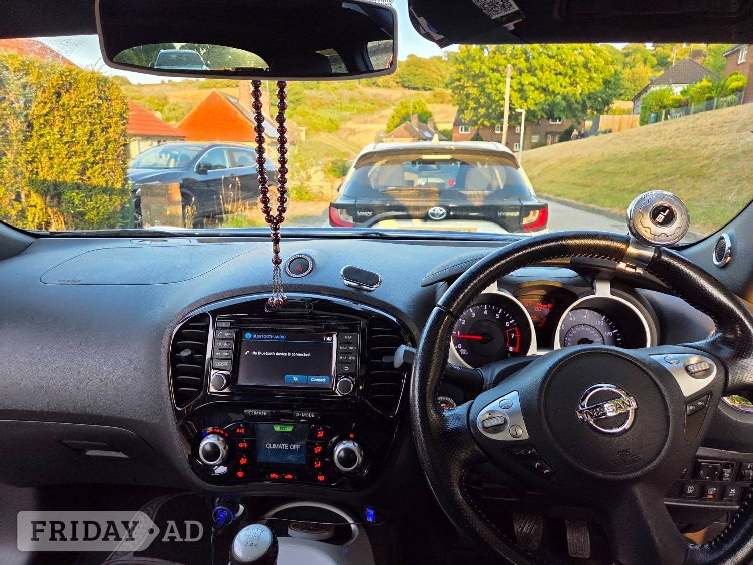 Nissan Juke Tekna Dig-T 2014/2015 SUV - Cars in Brighton