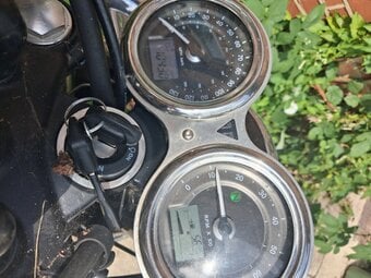 Triumph bonnvile t100 