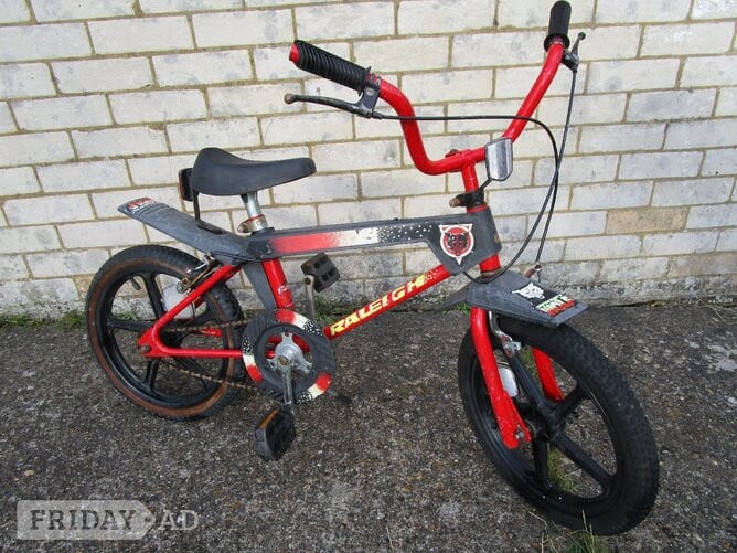 Raleigh Street Wolf Boys Bike in Dartford