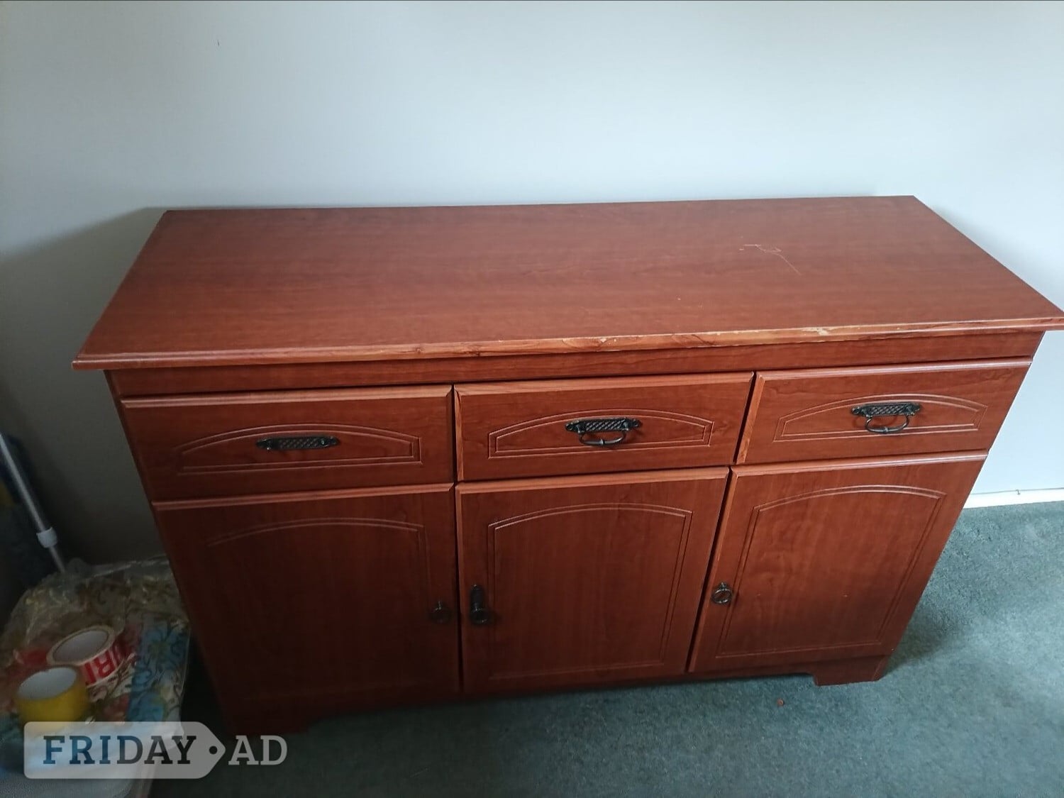 Buckingham MUST GO ASAP. Sideboard/ storage unit