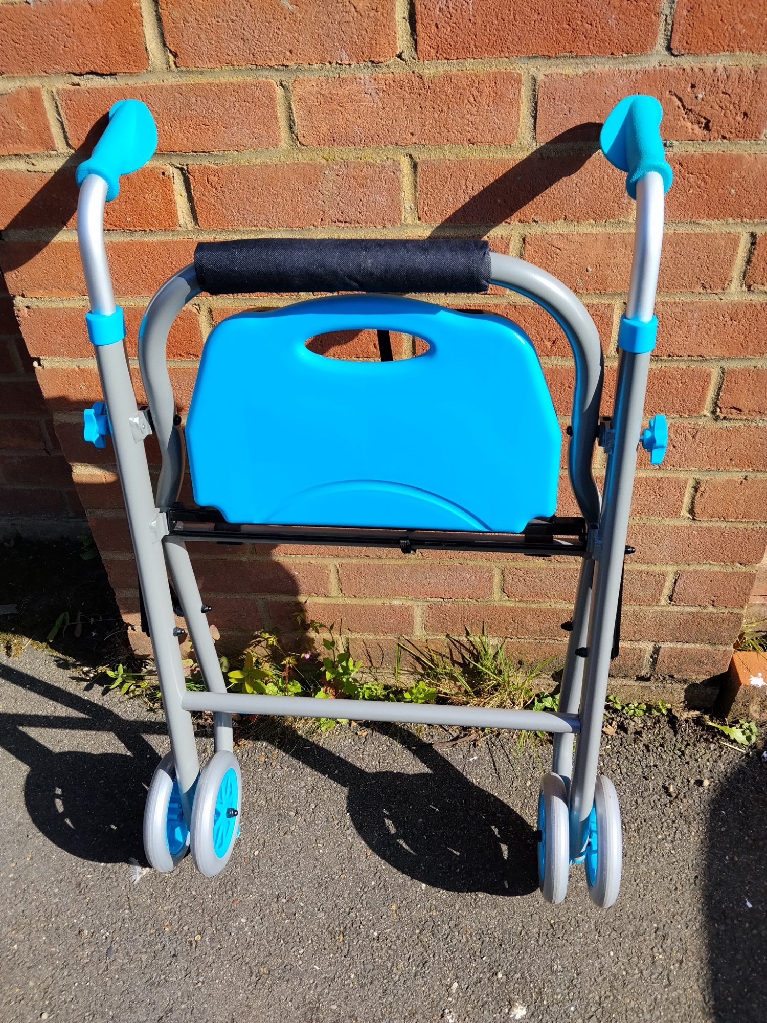 CareCo Pano 2.0 Lightweight Wheeled Walker with Seat Blue
