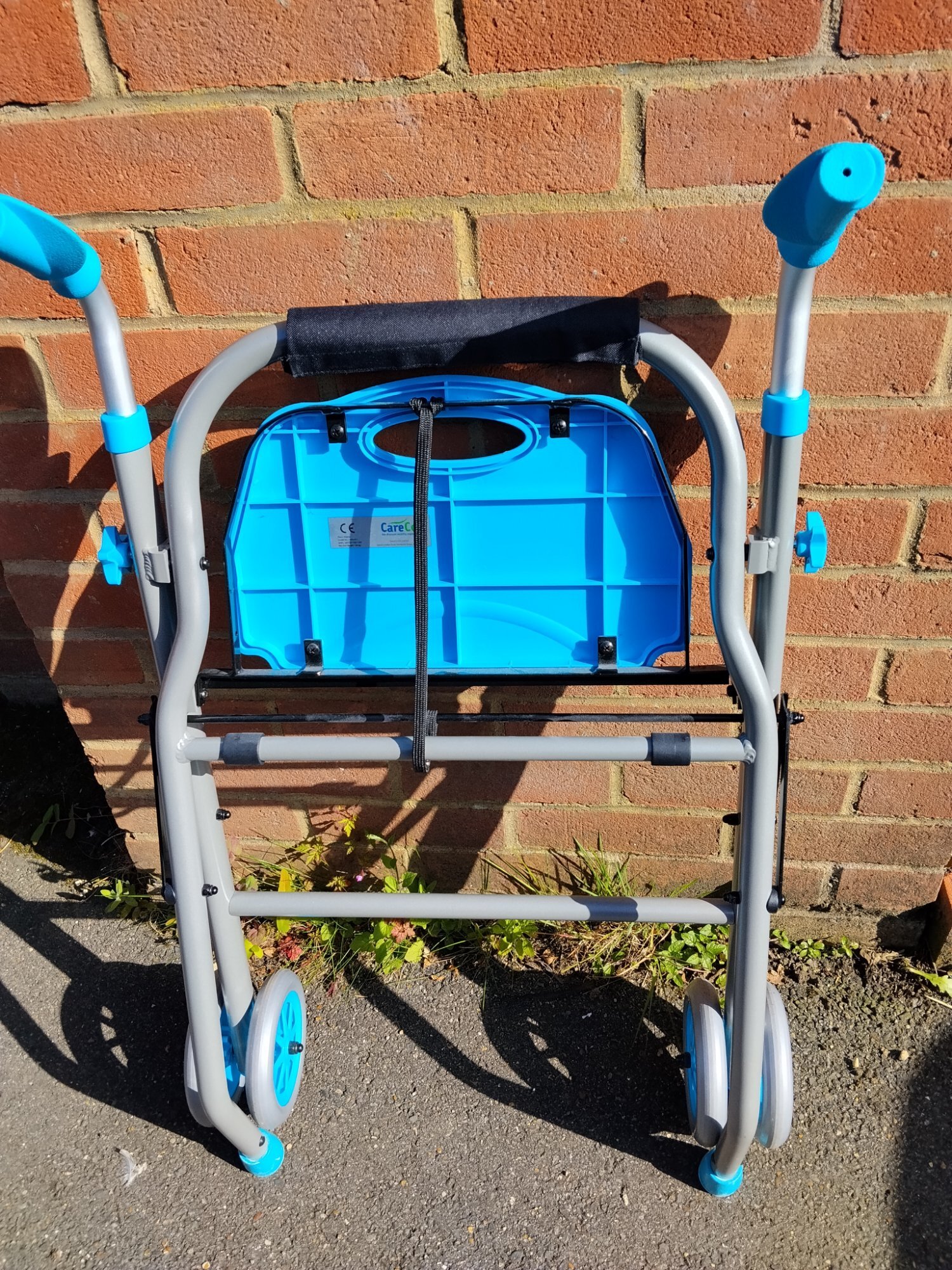 Tonbridge CareCo Pano 2.0 Lightweight Wheeled Walker with Seat Blue