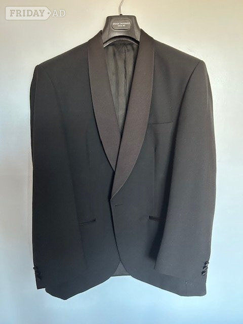 Dinner suit black in Worthing