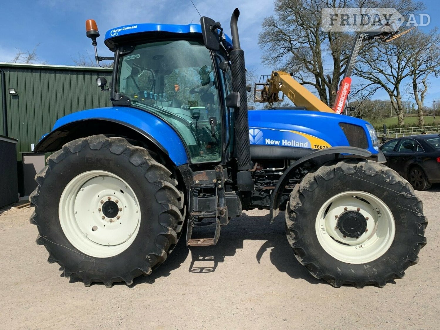 Farm Tractor  2011 NEW HOLLAND T6070 in Greywell
