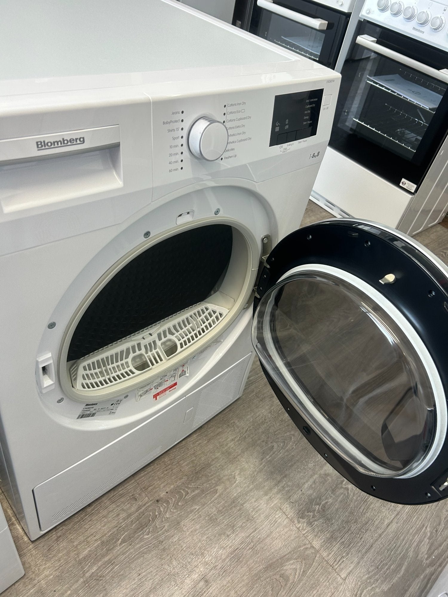 BLOMBERG 8KG CONDENSER DRYER