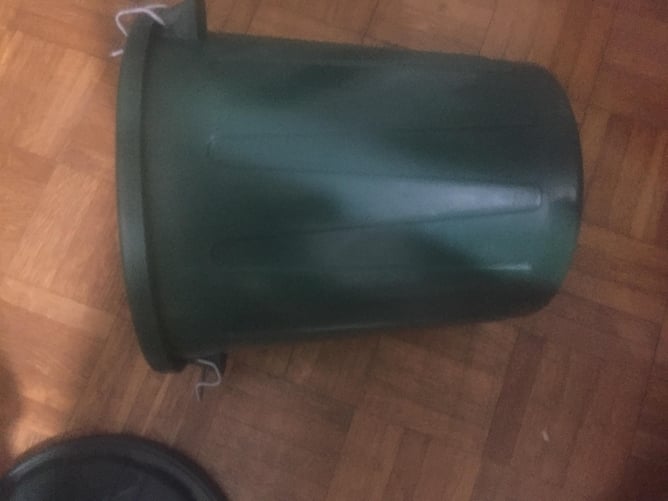 Bexhill-On-Sea Bucket with lid.    Calls only