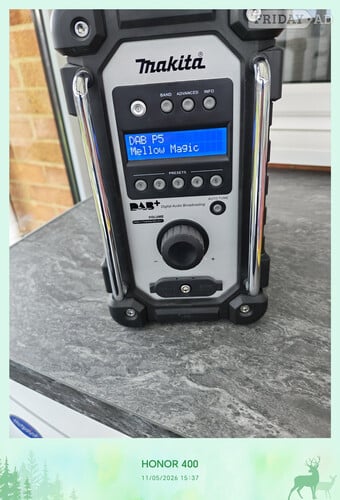 Makita Job site Radio DAB + FM
