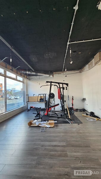 Modern Commercial Suite Available – Suite 3, 49A Vaughan Way