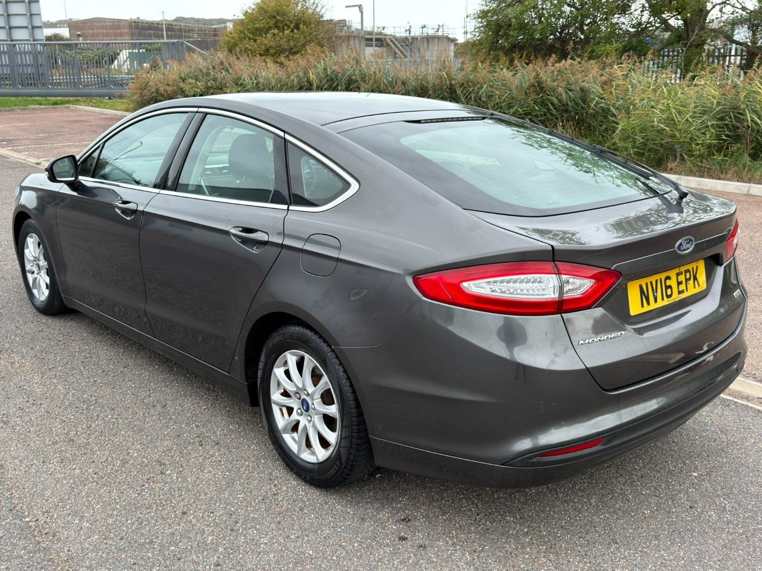 2016 Ford Mondeo Zetec - Long MOT - £20 Road Tax - ULEZ Compliant - Cars in Brighton