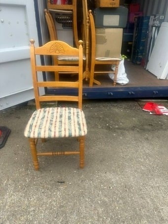 6 Solid oak dining room chairs