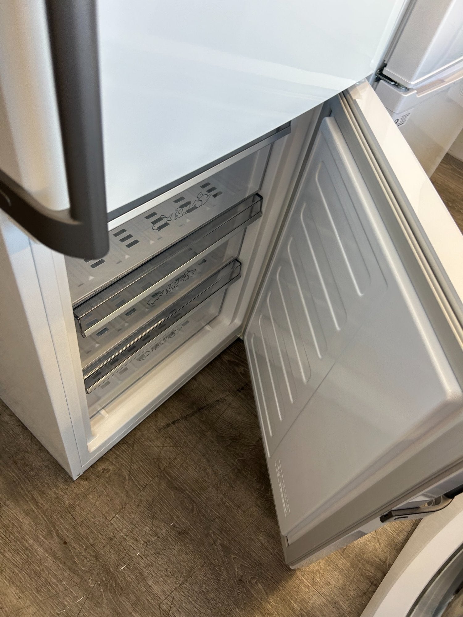 St. Leonards-On-Sea BLOMBERG 60/40 FRIDGE FREEZER NEW
