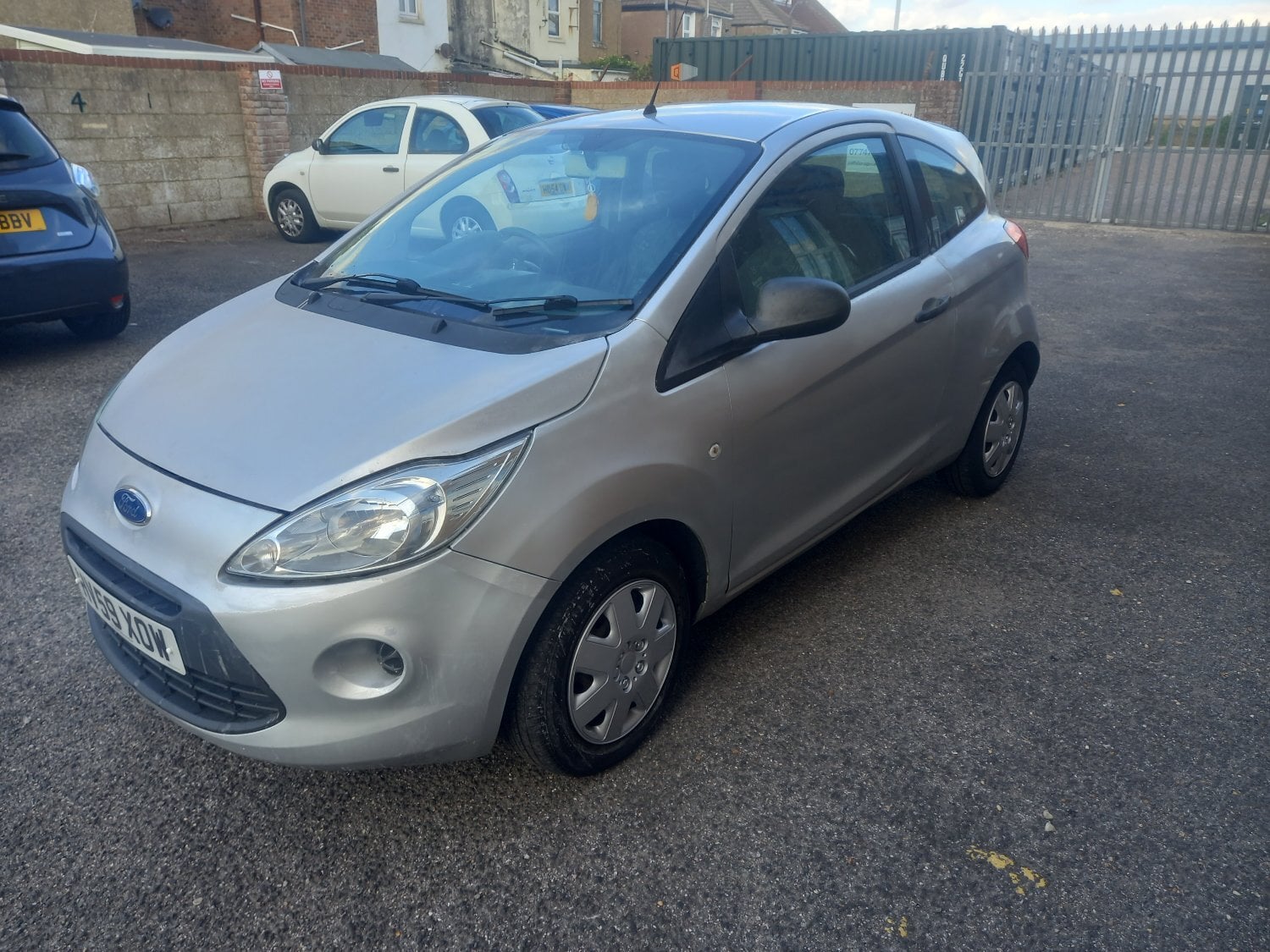 [ berth ]Ford Ka