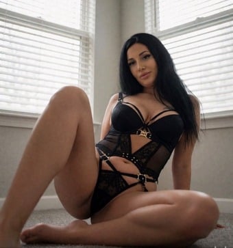   Natalie Party girl deep throat  BDSM strapon 