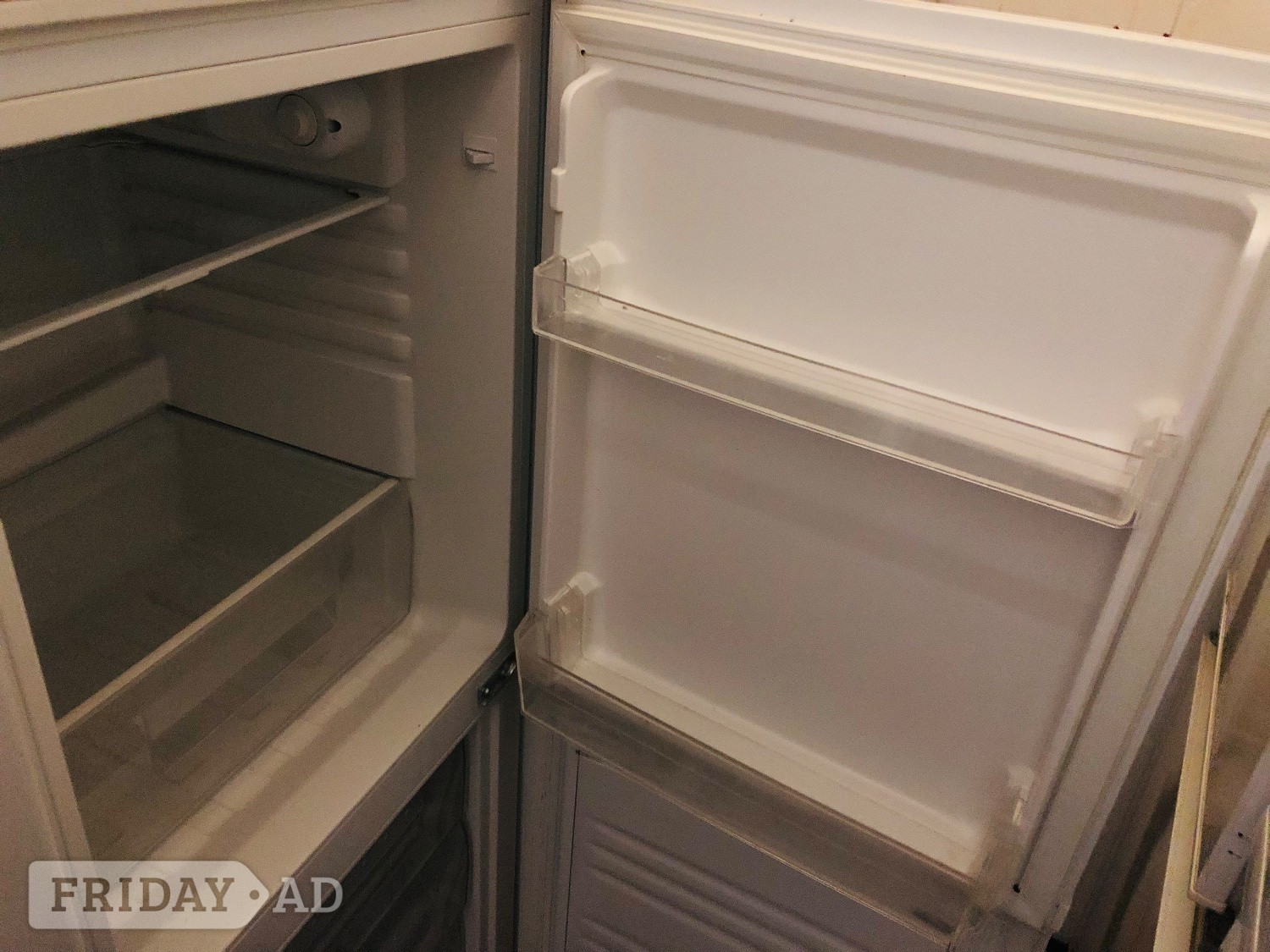Milton Keynes Hotpoint frost free fridge freezer works perfectly @bargain price