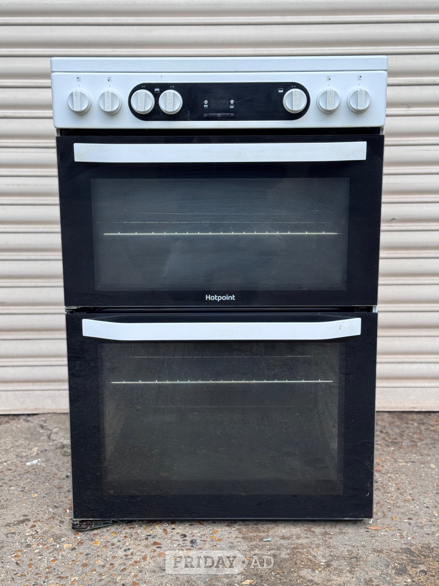 Hotpoint electric cooker 60cm ceramic double oven 3 months warran