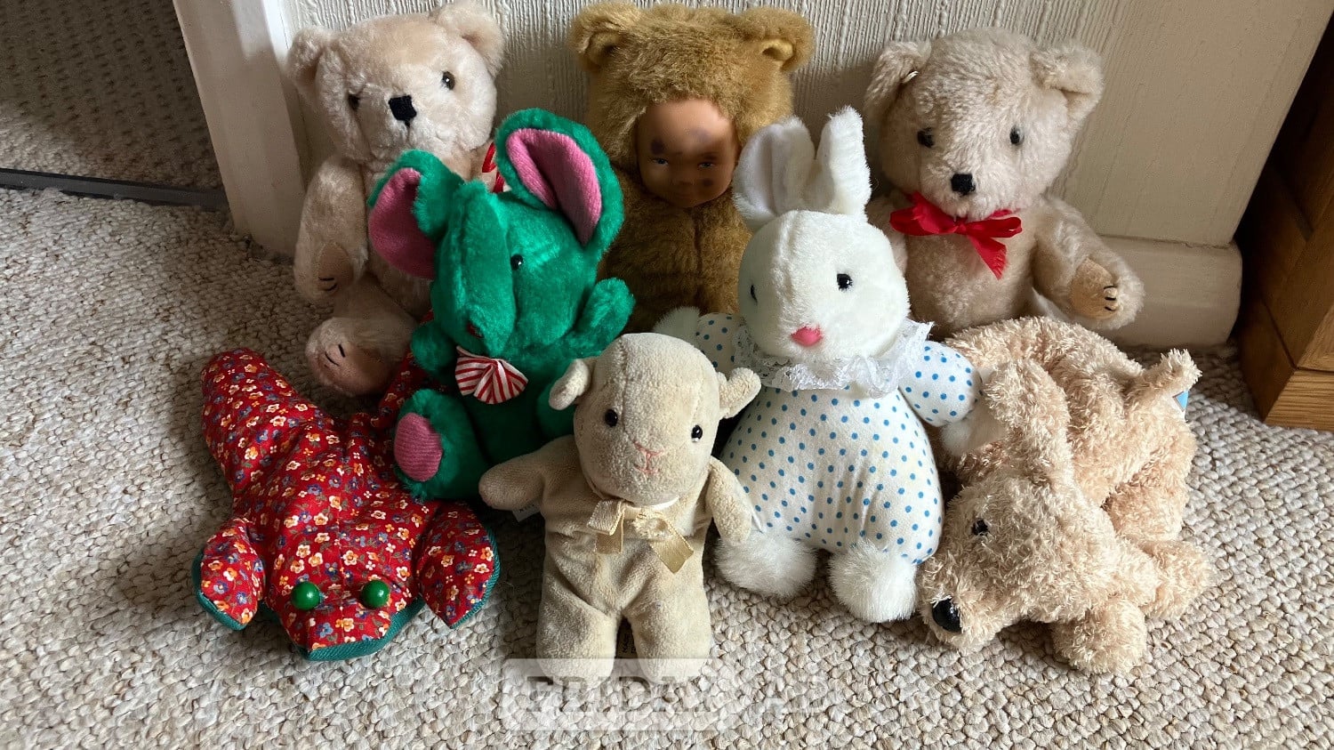 8x teddy / soft toy collection - Excellent Condition