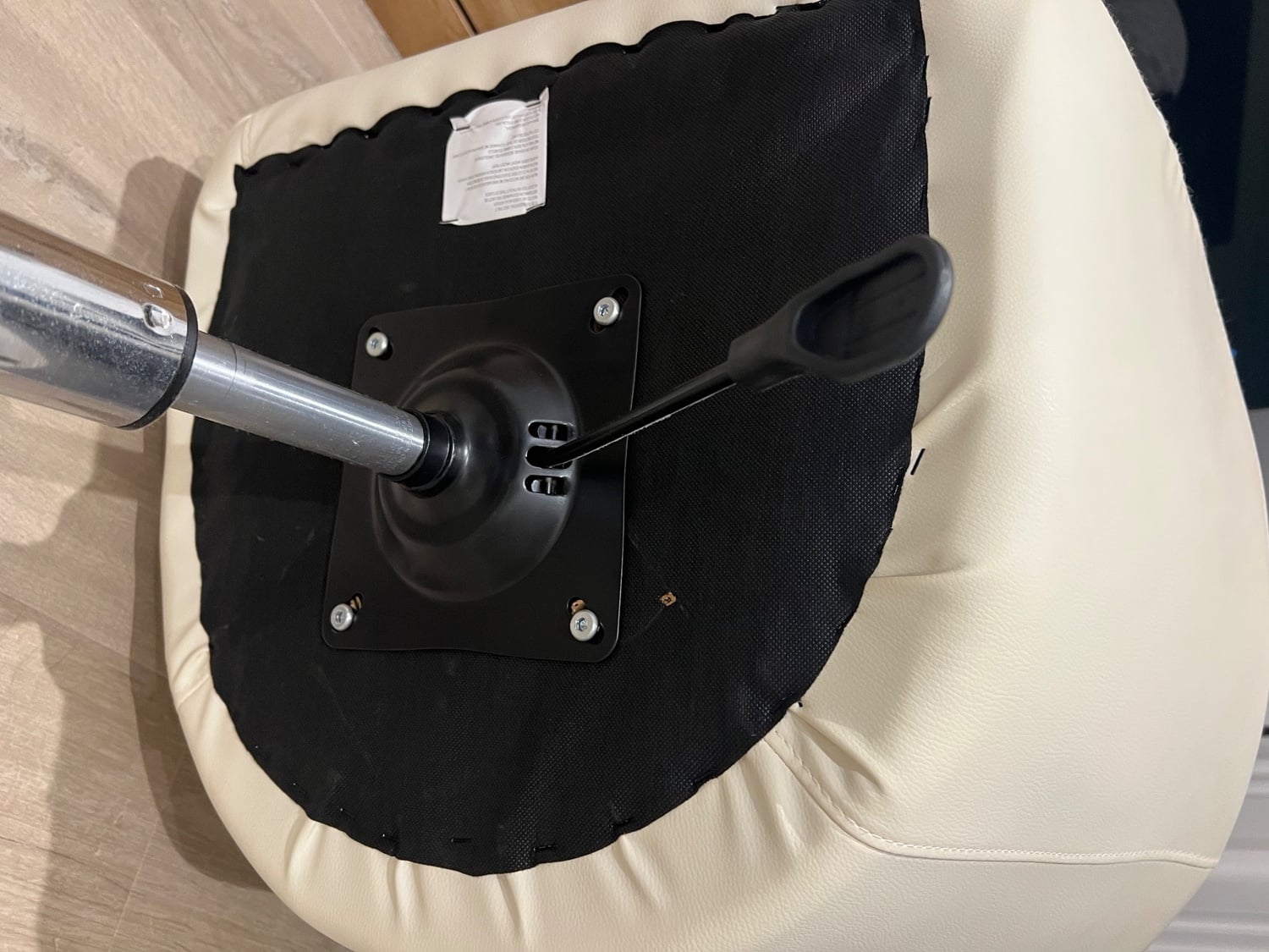 Spinning desk chair  - Furniture in Shoreham-By-Sea