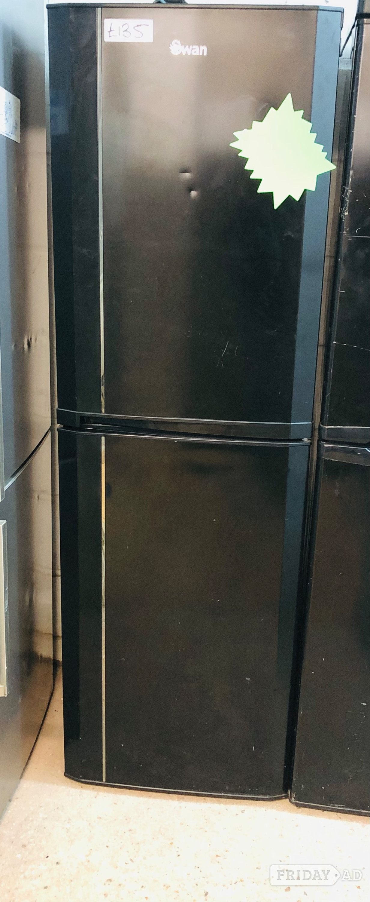 Swan black frost free fridge freezer in excellent condition 