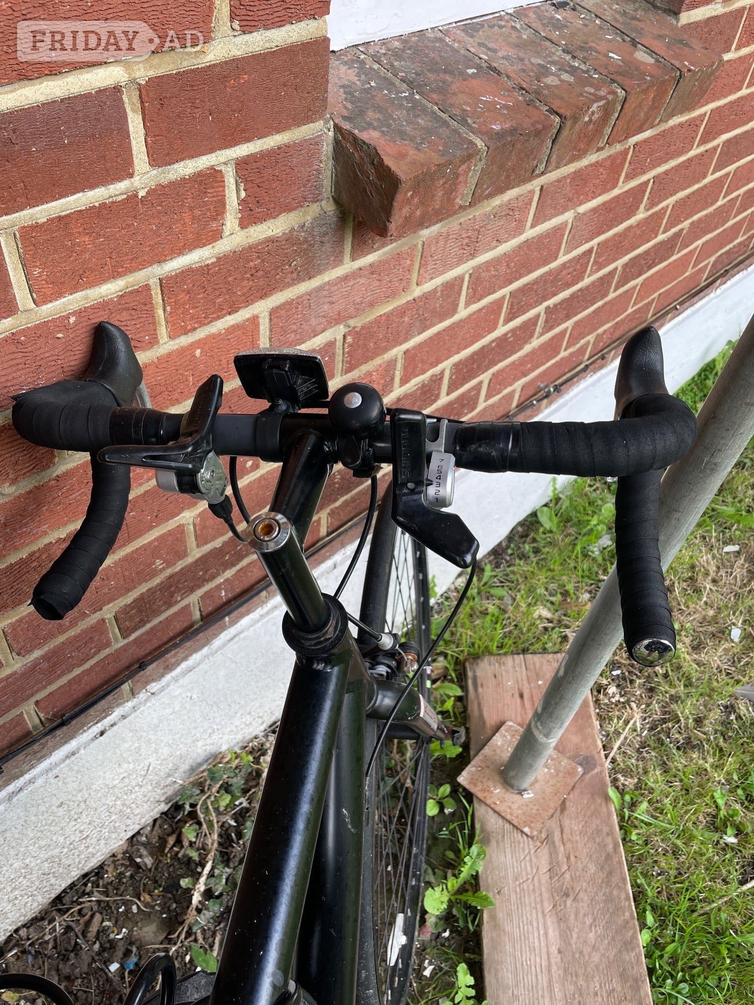 Adults Velocitor road bike with adjustable helmet and lock - Bicycles