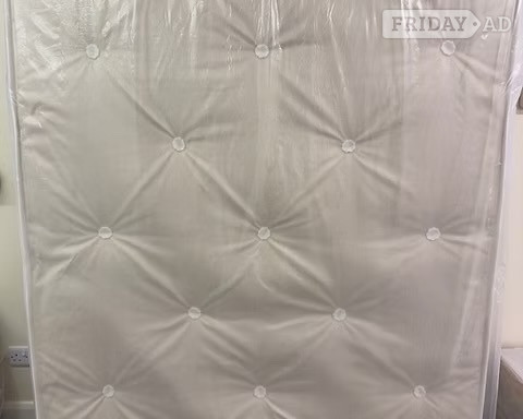 WINCHESTER 4 FOOT DIVAN BASE WITH 7 INCH LIGHLY QUILTED MATTRESS