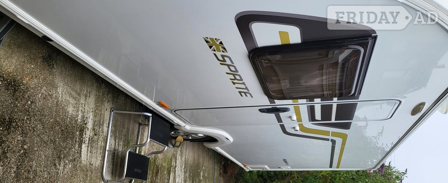 Sprite Alpine 4 fixed bed caravan in Bognor Regis