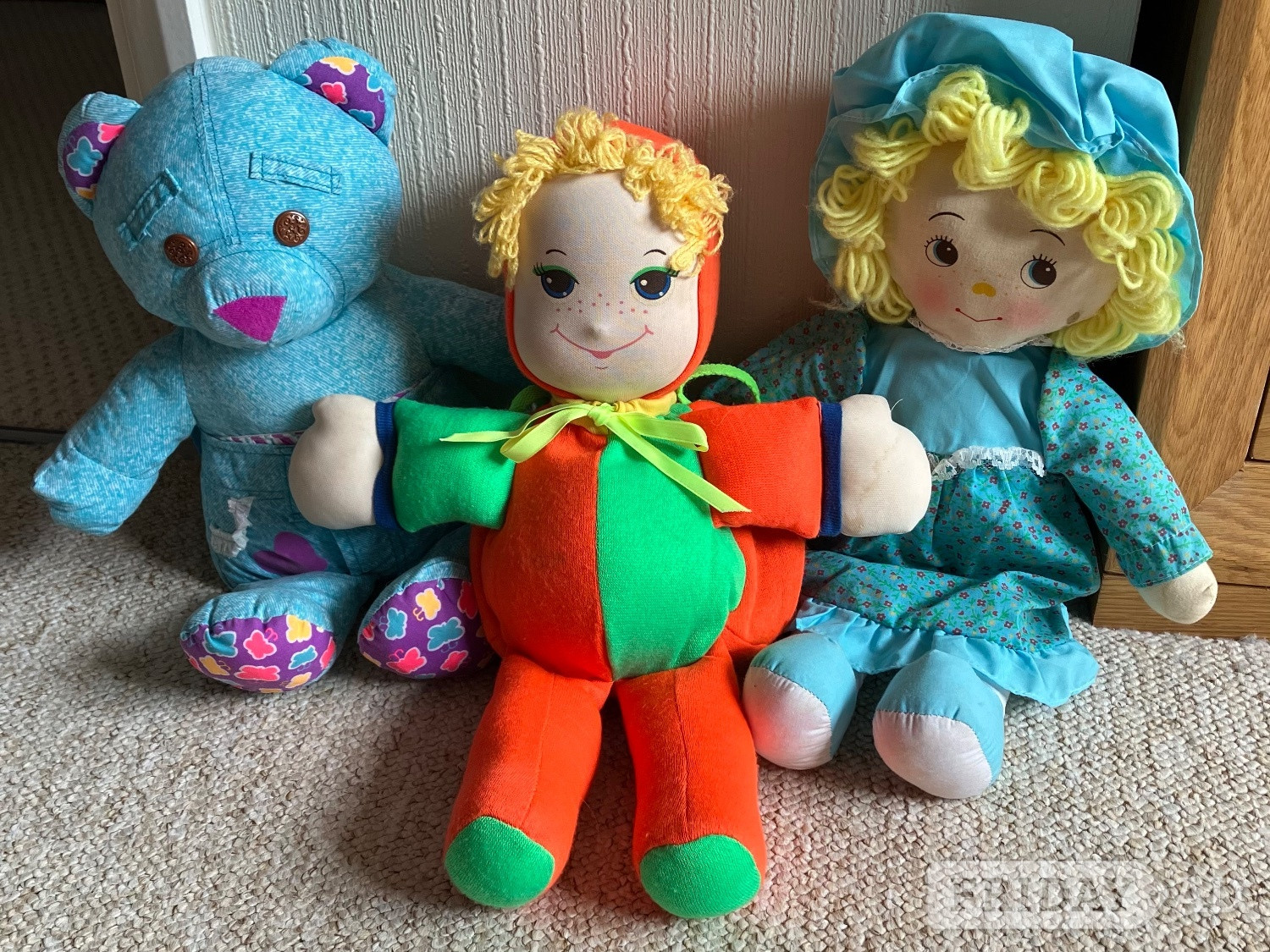 Large soft doll & teddy collection - Very Good Condition