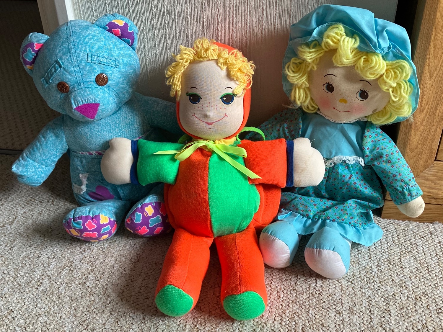 Large soft doll & teddy collection - Very Good Condition