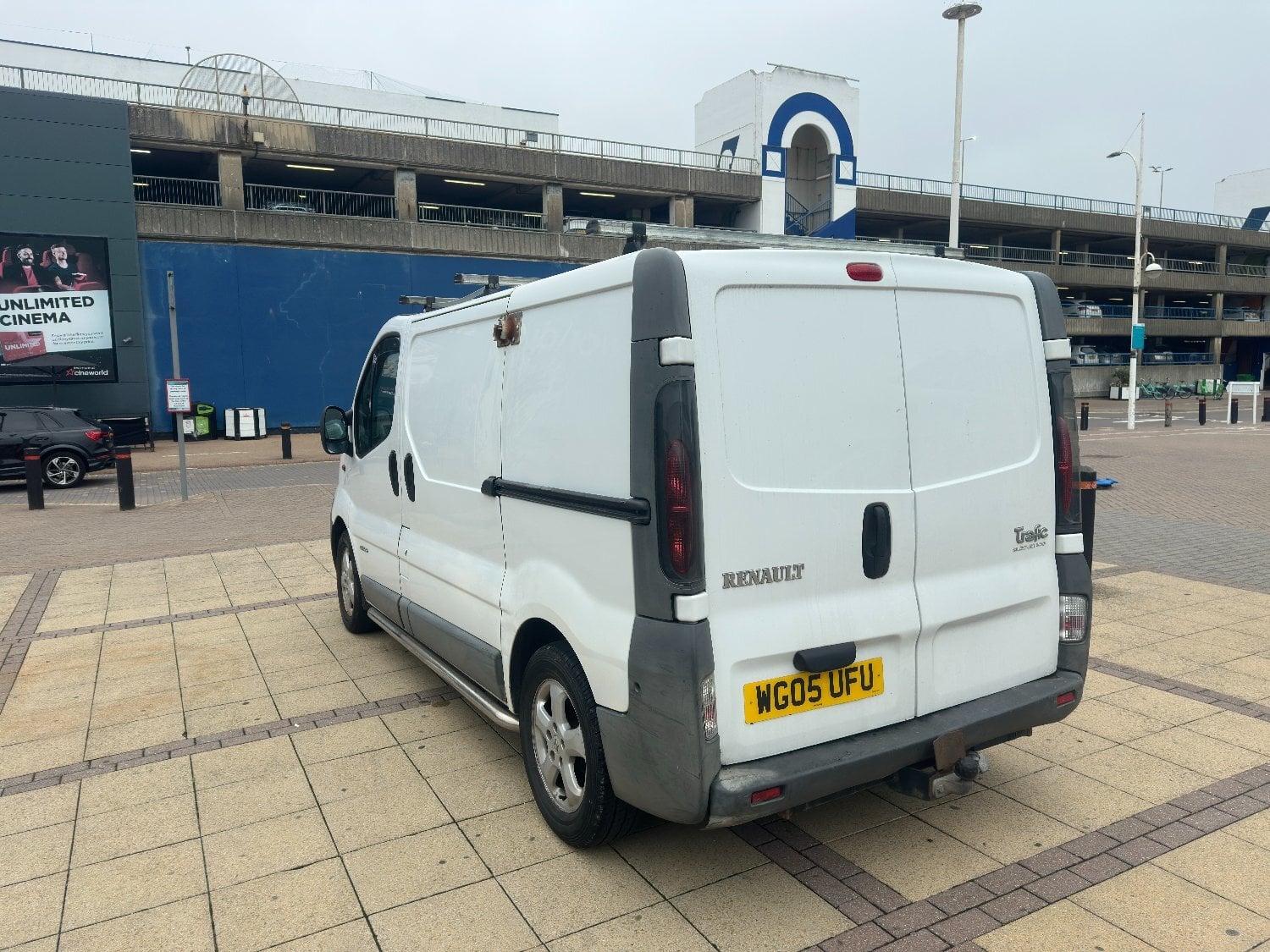 2005 Renault Trafic SL27 - New Years MOT - Ply Lined - 2 Keys - N - Vans & Commercial Vehicles in Brighton